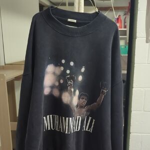 Abercrombie & Fitch Black Graphic Crewneck Sweater